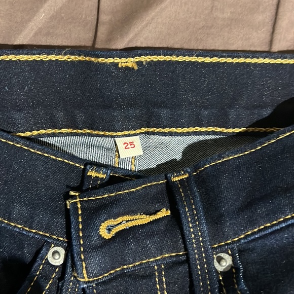 Levi’s Shorts - Picture 2 of 5